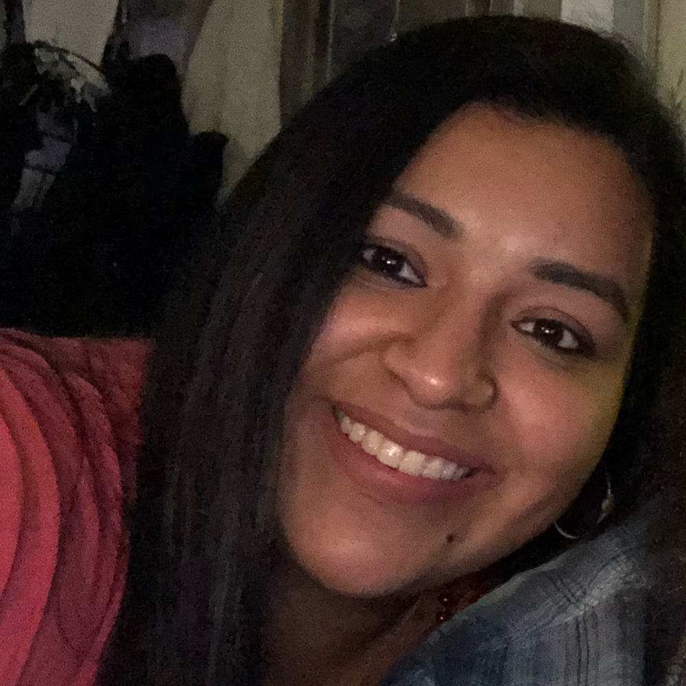 Meet your Posher, Gabriela